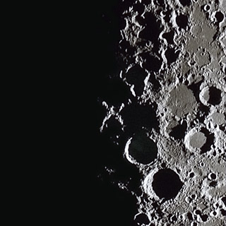 「月面X」の写真