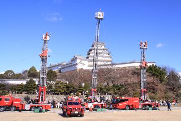 救助隊によるレスキュー演技