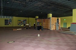 解体中の3階サイエンスシアター