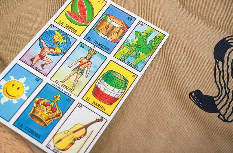 メキシコの伝統的なカードゲーム「ロテリア」