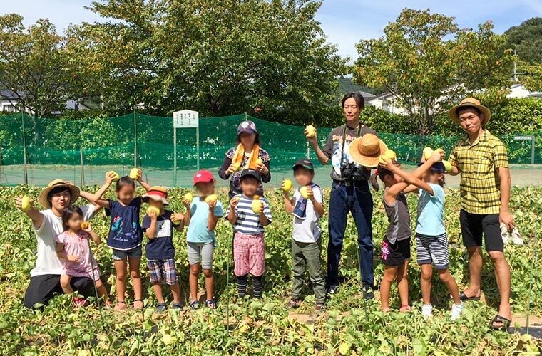 小学生を対象とした教育コミュニティでのようす