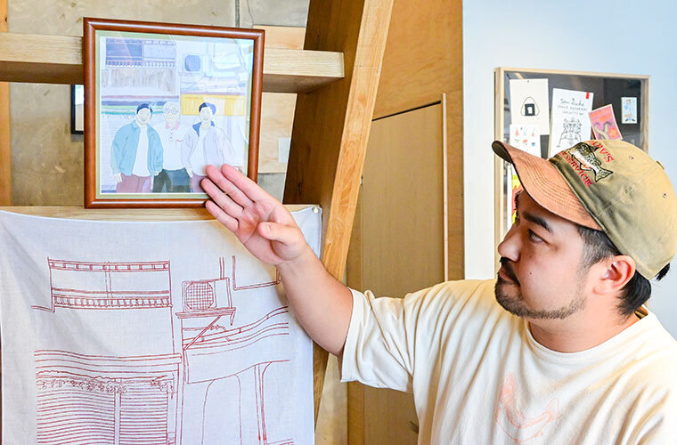 「よっちゃん」さんとの思い出を語る赤松さん