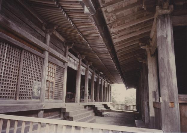 広峯神社本殿附宮殿3基の写真