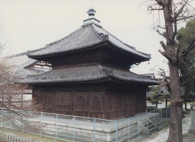 本徳寺経堂