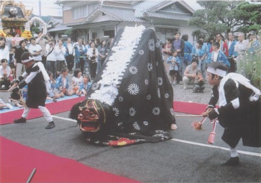 新庄獅子舞の写真