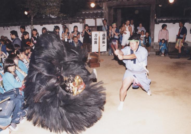 別所西獅子舞の写真