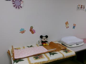 中央保健センターの体重測定室
