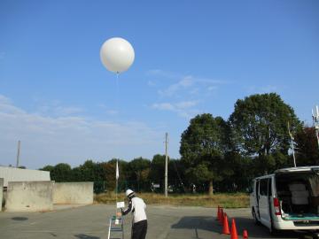 上層気象機器写真1
