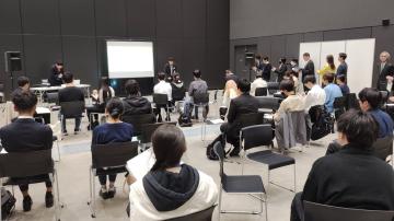 合同企業説明会の風景