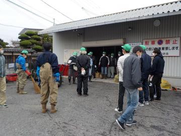 汐入川清掃活動風景その6