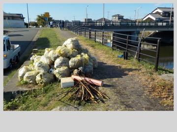船場川清掃活動風景その3