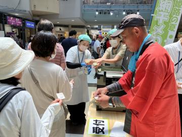 令和7年8月開催の姫路網干メロンフェアの様子3