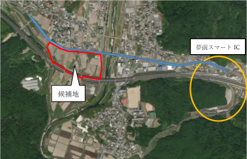 夢前川西岸の候補地が赤い枠で囲まれ、夢前スマートインターチェンジが黄色い円で示された地図画像