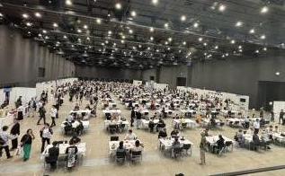 昨年度の全国酒まつり実施時の屋内展示場の写真