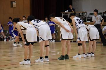 神戸星城戦前の整列の様子