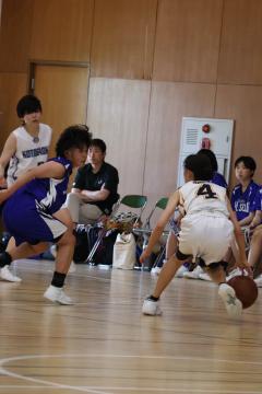 相手と対峙している様子