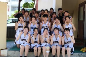1年から3年まで全員が集合している様子