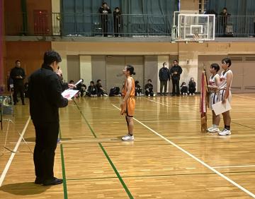 2位の賞状を受ける様子