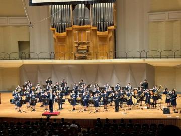 令和7年度学校説明会で演奏する様子11