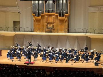 令和7年度学校説明会で演奏する様子9