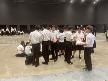 令和7年度兵庫県吹奏楽コンクール西播地区大会フェスティバル部門で活動する生徒の様子