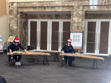 ケセラセラ演奏中