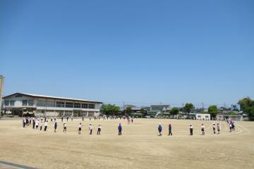 3,4年生　体育発表会の練習