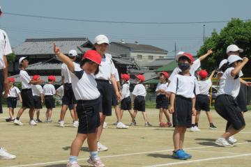 それぞれ「キメ」のポーズで締めくくり