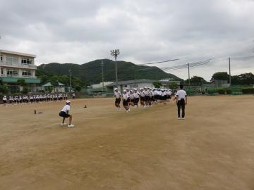 大縄跳びの朝練(1)