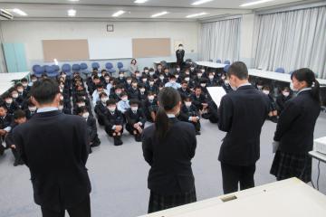 8年生　学年集会の様子