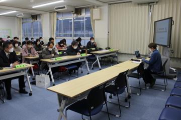 学校薬剤師の先生の報告