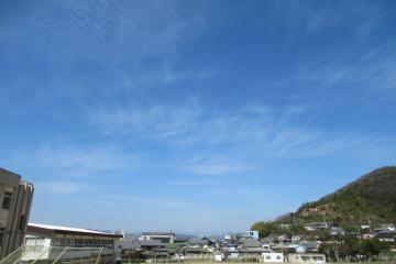 今日の空