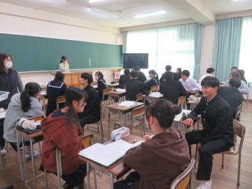 ガイダンスの様子(1)