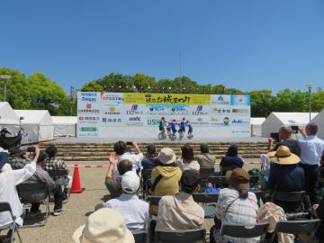 一輪車の回転演技です