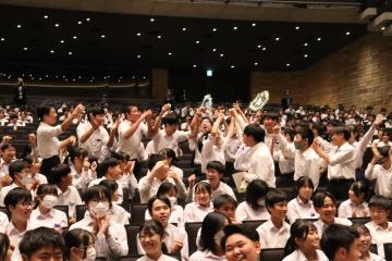 結果発表のようす