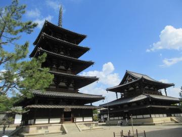 法隆寺五重塔の風景写真
