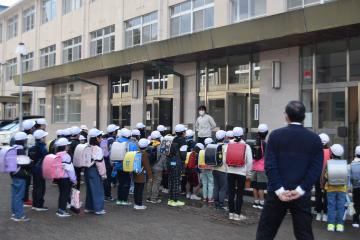 一斉下校です