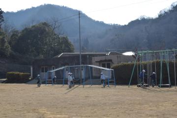 一輪車をする様子