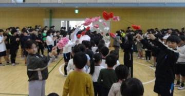 1年生迎える会の写真