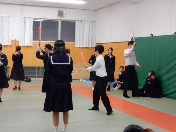 4組気配切りの様子