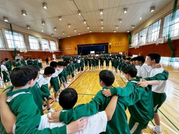 円陣の様子