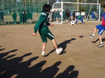 サッカー試合の様子