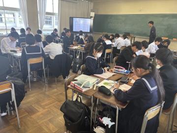 2組のグループワークの様子