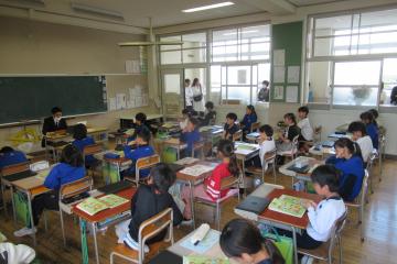 3年生外国語活動の授業の様子