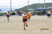 1・2・3年生による表現運動の様子3