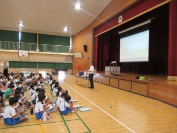 会場となった体育館全体の様子