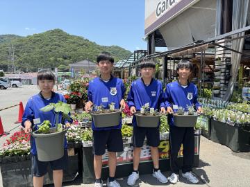 アグロガーデンでの活動の様子