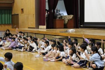 1年生がじゃんけん大会に参加