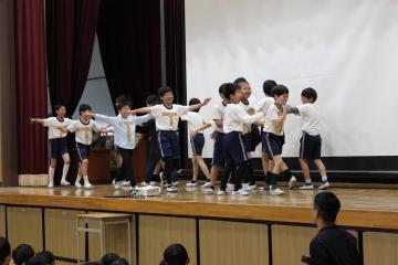 4年生がTT兄弟になって学校生活紹介