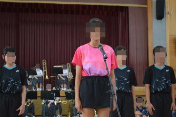 女子ソフトテニス部主将が大会に向けた決意表明をしています。